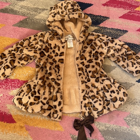 American Widgeon leopard faux fur jacket - Picture 3 of 6